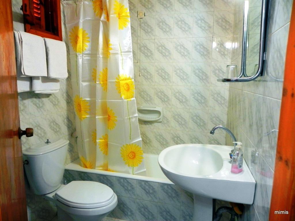 Mihalis Studios Lakki  Chambre photo