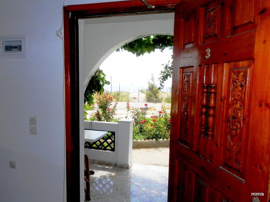 Mihalis Studios Lakki  Chambre photo