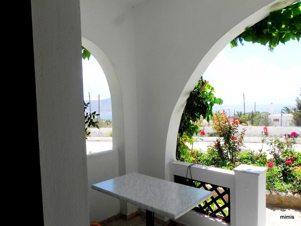 Mihalis Studios Lakki  Chambre photo