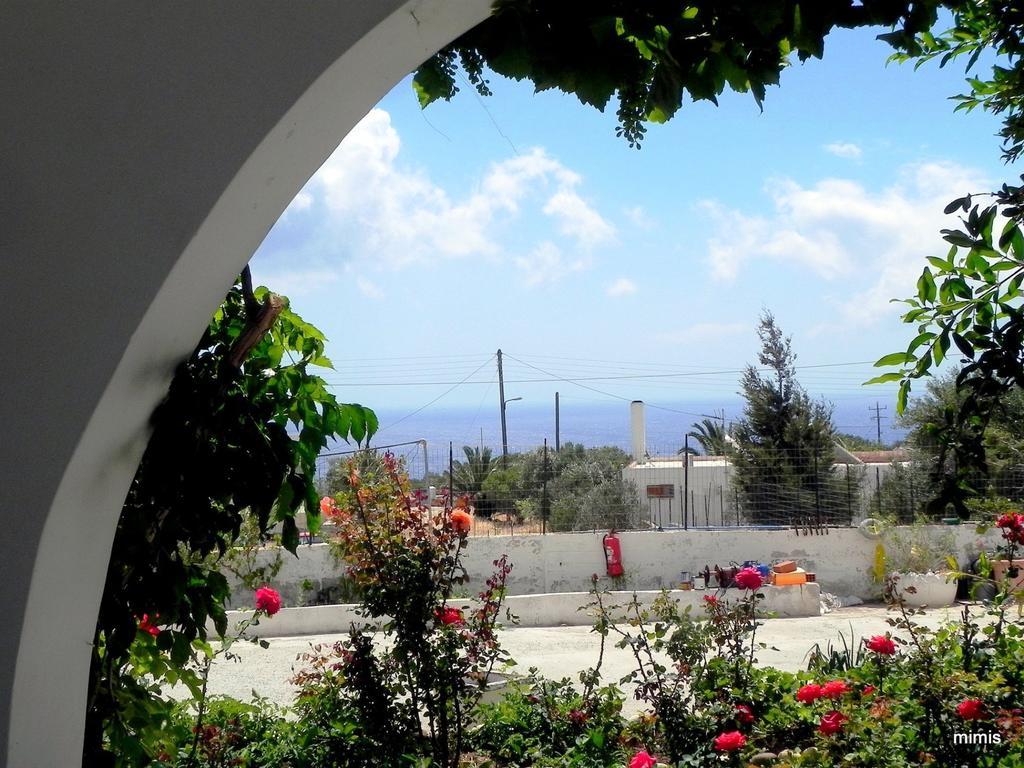 Mihalis Studios Lakki  Chambre photo